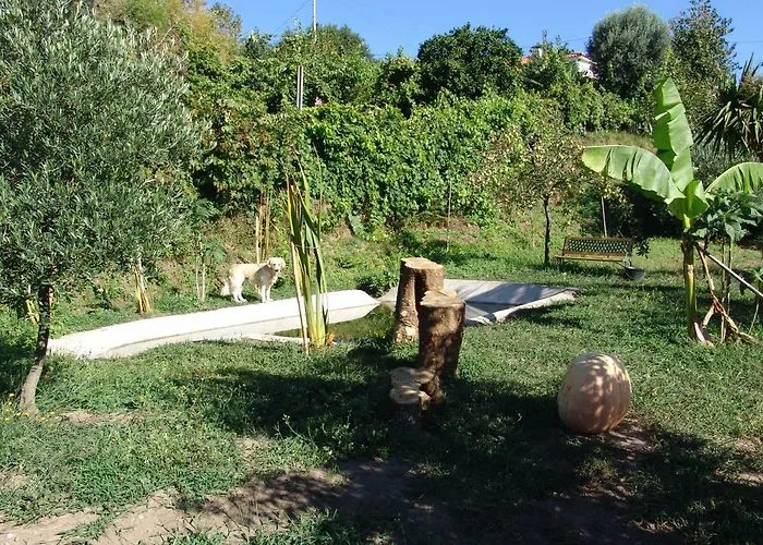 Quinta De Santa Marinha * 阿尔库什迪瓦尔德维什